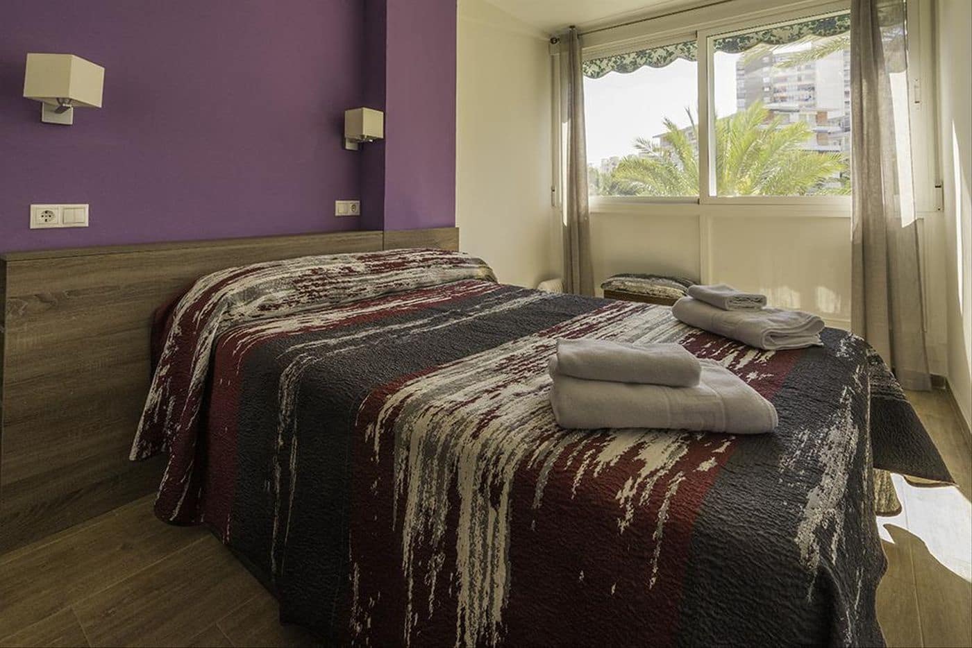 2 soveværelse Lejlighed til leje i Alicante by med swimmingpool garage - € 1.050 (Ref: 7521552)