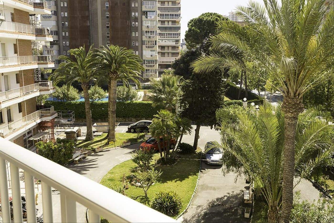 2 soveværelse Lejlighed til leje i Alicante by med swimmingpool garage - € 1.050 (Ref: 7521552)