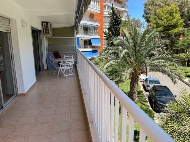 3 sovrum Lägenhet att hyra i Alicante stad med pool garage - 1 100 € (Ref: 7537341)