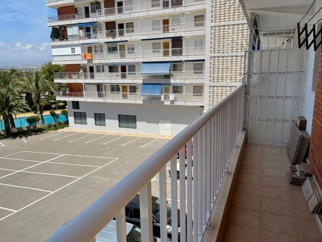3 sovrum Lägenhet att hyra i Alicante stad med pool garage - 1 100 € (Ref: 7537341)