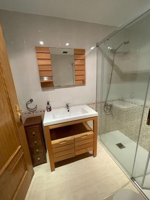 3 makuuhuone Asunto vuokrattavana paikassa Alicante kaupunki mukana uima-altaan 
autotalli - 1 800 € (Ref: 7537344)