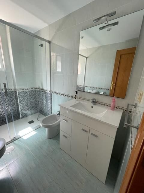 3 makuuhuone Asunto vuokrattavana paikassa Alicante kaupunki mukana uima-altaan 
autotalli - 1 800 € (Ref: 7537344)