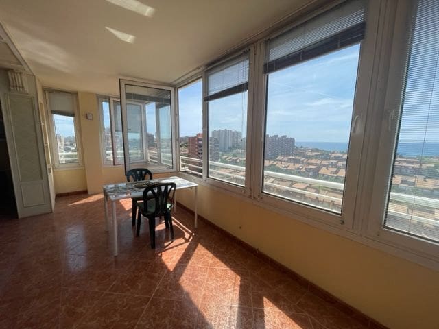 3 soveværelse Lejlighed til salg i Cabo de las Huertas, Alicante by med swimmingpool garage - € 520.000 (Ref: 7563123)