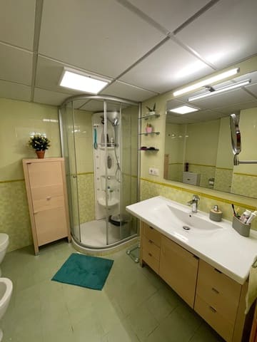 2 soveværelse Lejlighed til leje i Cabo de las Huertas, Alicante by med swimmingpool garage - € 950 (Ref: 7596612)