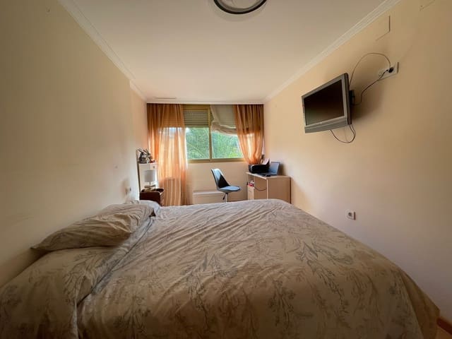 2 soveværelse Lejlighed til leje i Cabo de las Huertas, Alicante by med swimmingpool garage - € 950 (Ref: 7596612)