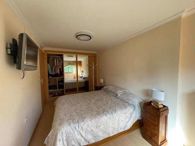 2 soveværelse Lejlighed til leje i Cabo de las Huertas, Alicante by med swimmingpool garage - € 950 (Ref: 7596612)