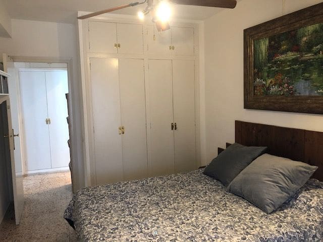 1 bedroom Flat for rent in Alicante / Alacant city with pool - € 850 (Ref: 7596613)