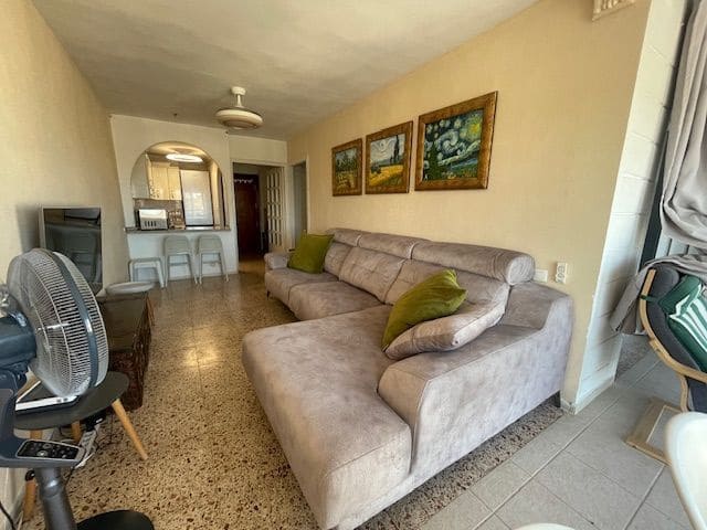1 bedroom Flat for rent in Alicante / Alacant city with pool - € 850 (Ref: 7596613)