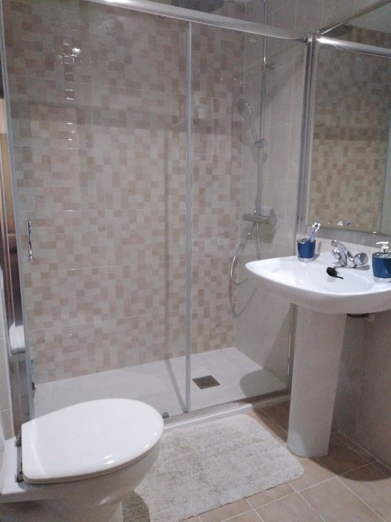 3 slaapkamer Appartement te huur in Alicante stad met zwembad garage - € 1.800 (Ref: 7682746)