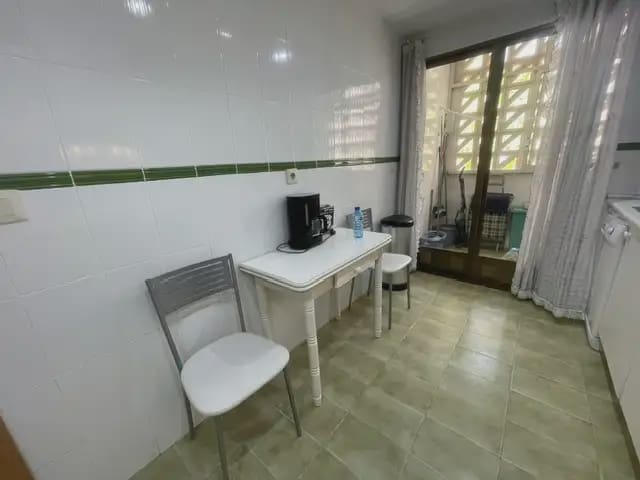 3 camera da letto Appartamento da affittare in Alicante citta con piscina garage - 1.350 € (Rif: 7682746)