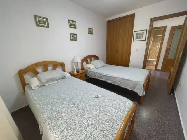 3 camera da letto Appartamento da affittare in Alicante citta con piscina garage - 1.350 € (Rif: 7682746)