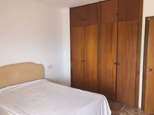 4 sovrum Lägenhet att hyra i Alicante stad med pool garage - 1 450 € (Ref: 7682747)