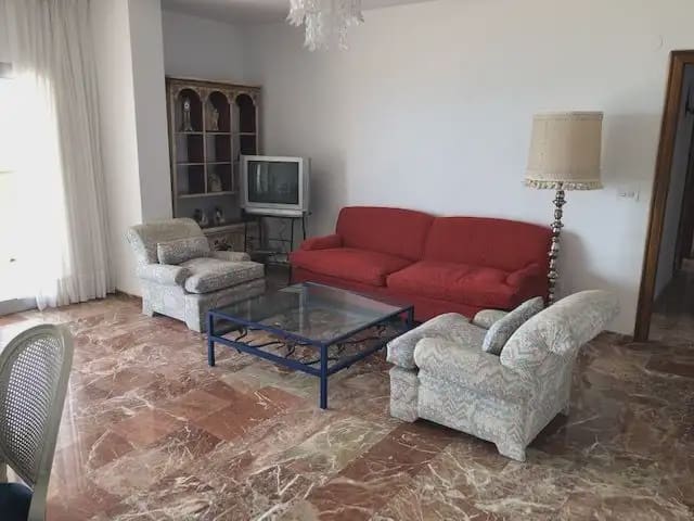 4 sovrum Lägenhet att hyra i Alicante stad med pool garage - 1 450 € (Ref: 7682747)