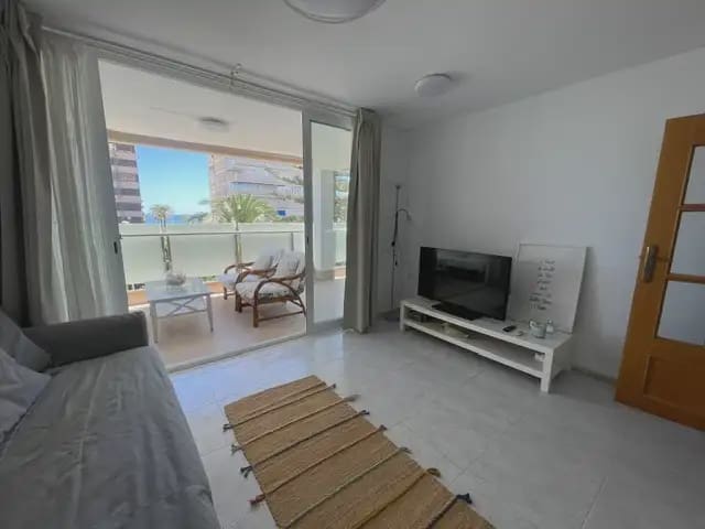 2 quarto Apartamento para arrendar em Playa de San Juan, Alicante cidade com garagem - 1 400 € (Ref: 7700723)