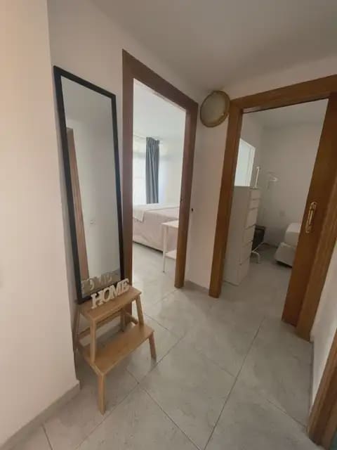 2 quarto Apartamento para arrendar em Alicante cidade com garagem - 1 400 € (Ref: 7700723)