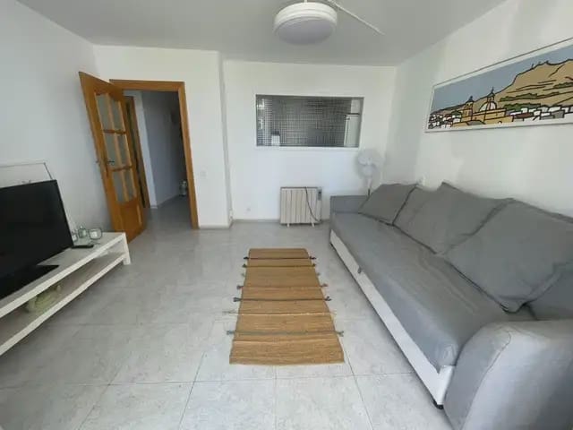 2 quarto Apartamento para arrendar em Alicante cidade com garagem - 1 400 € (Ref: 7700723)