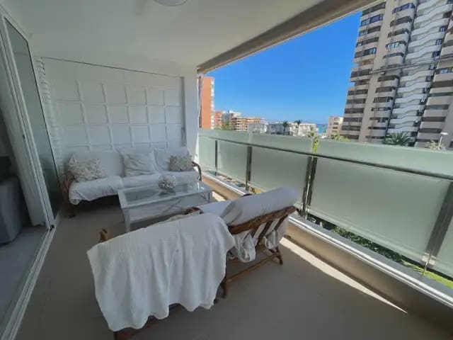 2 quarto Apartamento para arrendar em Playa de San Juan, Alicante cidade com garagem - 1 400 € (Ref: 7700723)