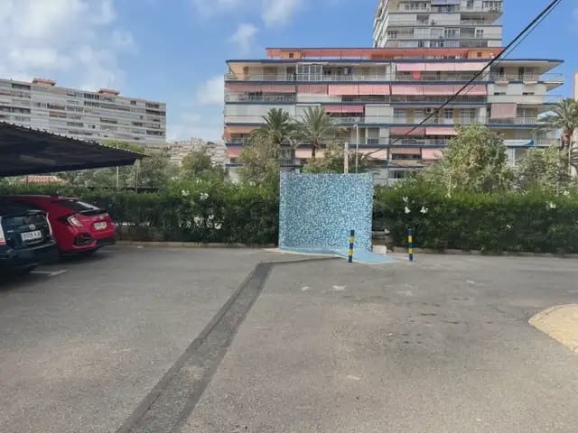 2 quarto Apartamento para arrendar em Alicante cidade com garagem - 1 400 € (Ref: 7700723)