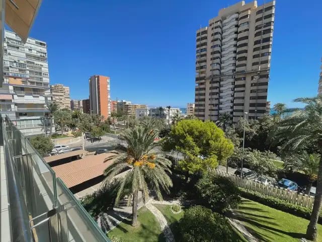 2 quarto Apartamento para arrendar em Playa de San Juan, Alicante cidade com garagem - 1 400 € (Ref: 7700723)