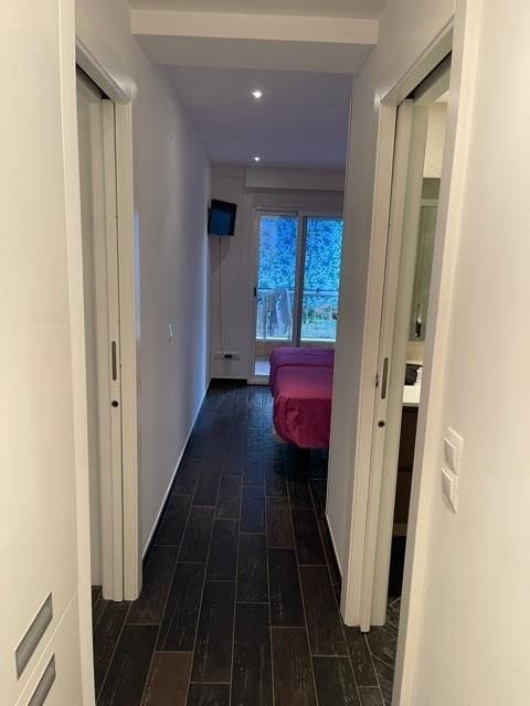 2 slaapkamer Flat te huur in Alicante stad met zwembad garage - € 1.200 (Ref: 7738974)