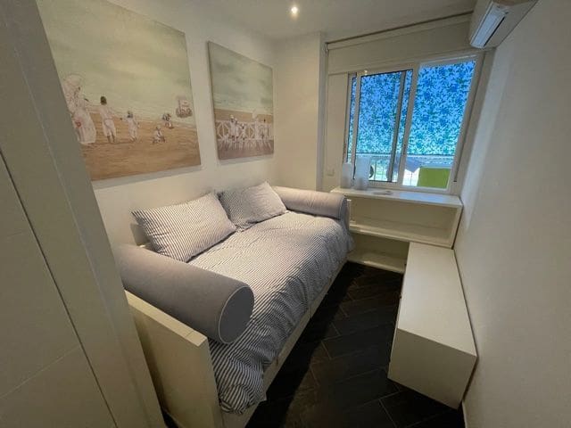 2 slaapkamer Flat te huur in Alicante stad met zwembad garage - € 1.200 (Ref: 7738974)
