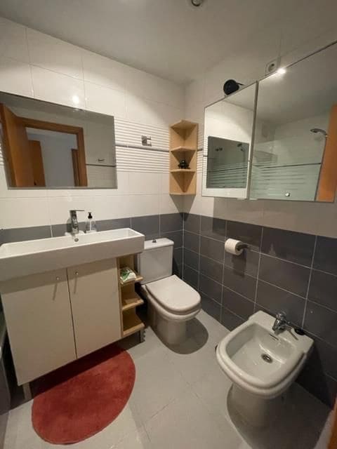 3 slaapkamer Flat te huur in El Campello met zwembad garage - € 1.650 (Ref: 7780850)