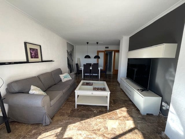 3 slaapkamer Flat te huur in El Campello met zwembad garage - € 1.500 (Ref: 7780850)