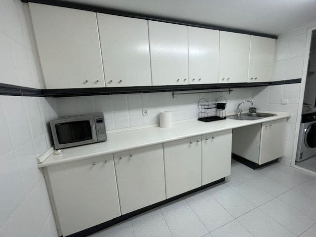 3 slaapkamer Flat te huur in El Campello met zwembad garage - € 1.500 (Ref: 7780850)