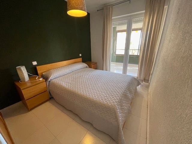 3 slaapkamer Flat te huur in El Campello met zwembad garage - € 1.500 (Ref: 7780850)