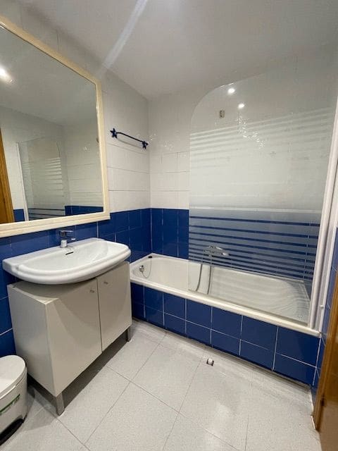 3 slaapkamer Flat te huur in El Campello met zwembad garage - € 1.500 (Ref: 7780850)