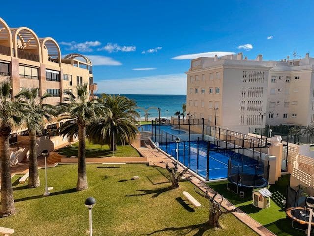 3 slaapkamer Flat te huur in El Campello met zwembad garage - € 1.500 (Ref: 7780850)