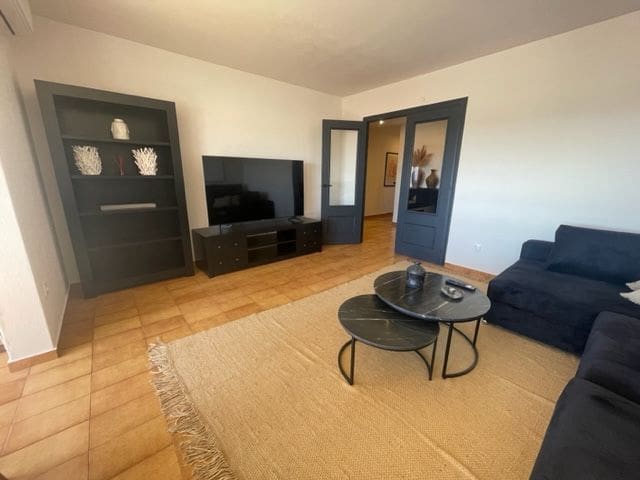 4 soveværelse Lejlighed til leje i Alicante by - € 1.950 (Ref: 7811827)