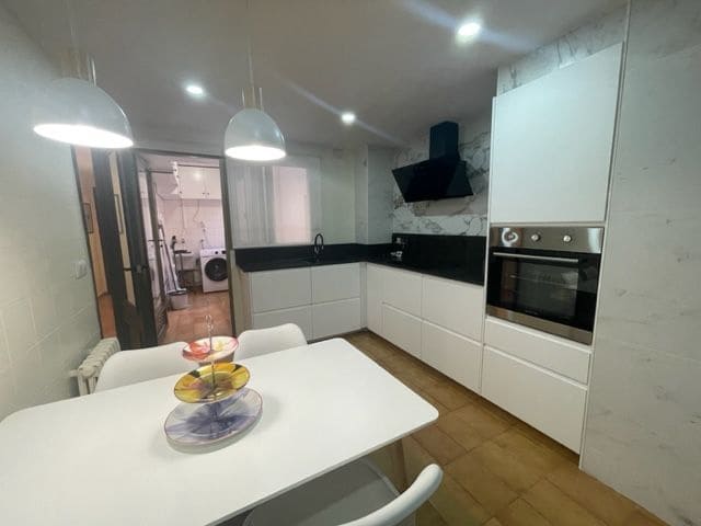 4 soveværelse Lejlighed til leje i Alicante by - € 1.950 (Ref: 7811827)