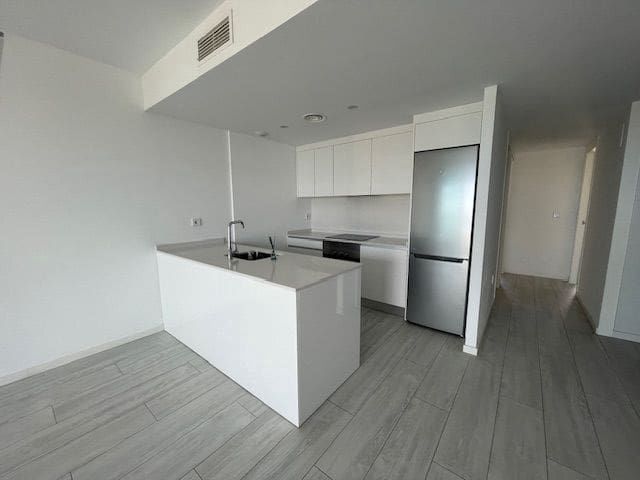 Appartement de 2 chambres à louer à Cabo de las Huertas, Alicante ville avec piscine garage - 2 200 € (Ref: 7910804)
