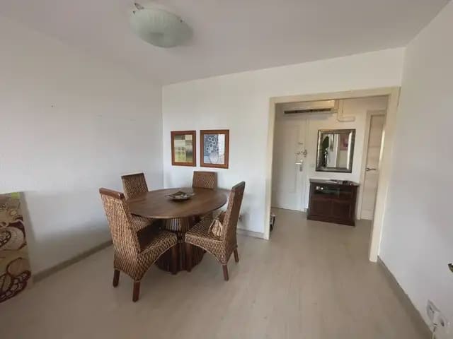 2 slaapkamer Flat te huur in Cabo de las Huertas, Alicante stad met zwembad garage - € 2.000 (Ref: 7913679)