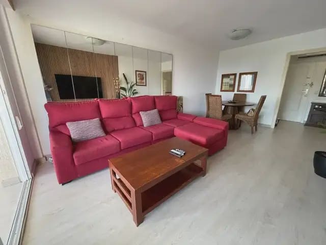 2 slaapkamer Flat te huur in Cabo de las Huertas, Alicante stad met zwembad garage - € 2.000 (Ref: 7913679)