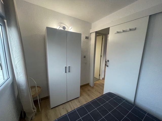 2 soveværelse Lejlighed til leje i Alicante by med swimmingpool garage - € 1.250 (Ref: 7923977)