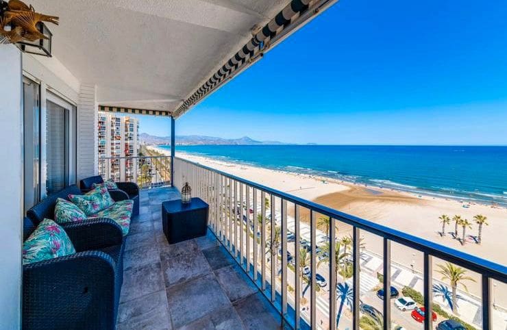 2 soveværelse Lejlighed til leje i Alicante by med swimmingpool garage - € 1.250 (Ref: 7923977)