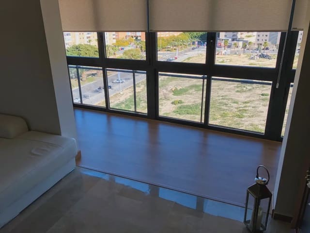 3 quarto Apartamento para arrendar em Playa de San Juan, Alicante cidade com piscina garagem - 1 700 € (Ref: 7952247)