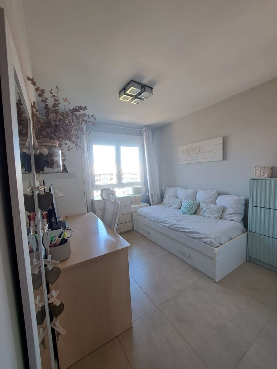 2 sypialnia Penthouse na sprzedaż w Miasto Alicante / Alacant z basenem garażem - 485 000 € (Ref: 8088931)