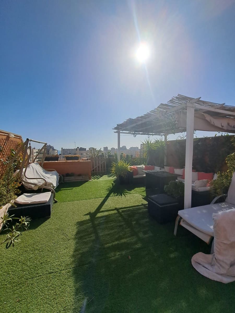 2 sypialnia Penthouse na sprzedaż w Miasto Alicante / Alacant z basenem garażem - 485 000 € (Ref: 8088931)