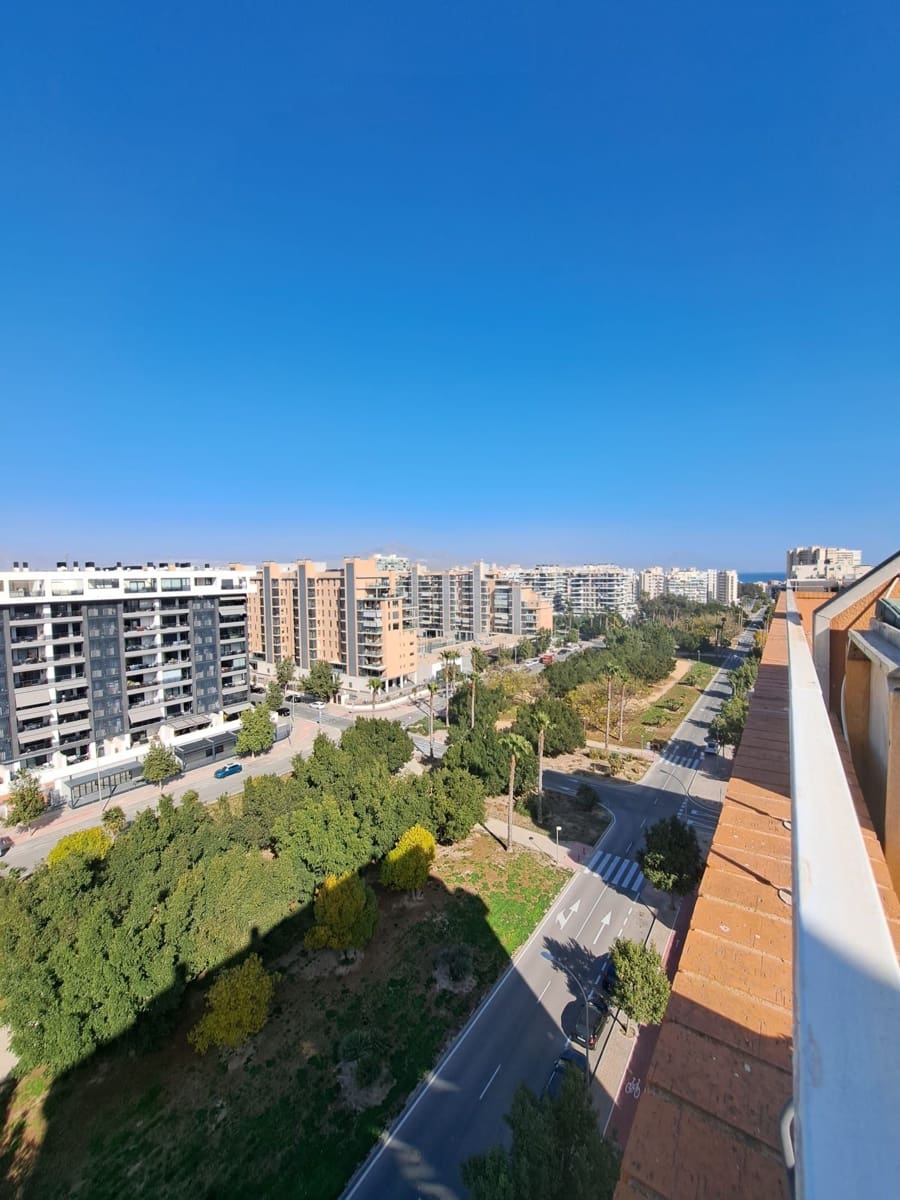 2 sypialnia Penthouse na sprzedaż w Miasto Alicante / Alacant z basenem garażem - 485 000 € (Ref: 8088931)