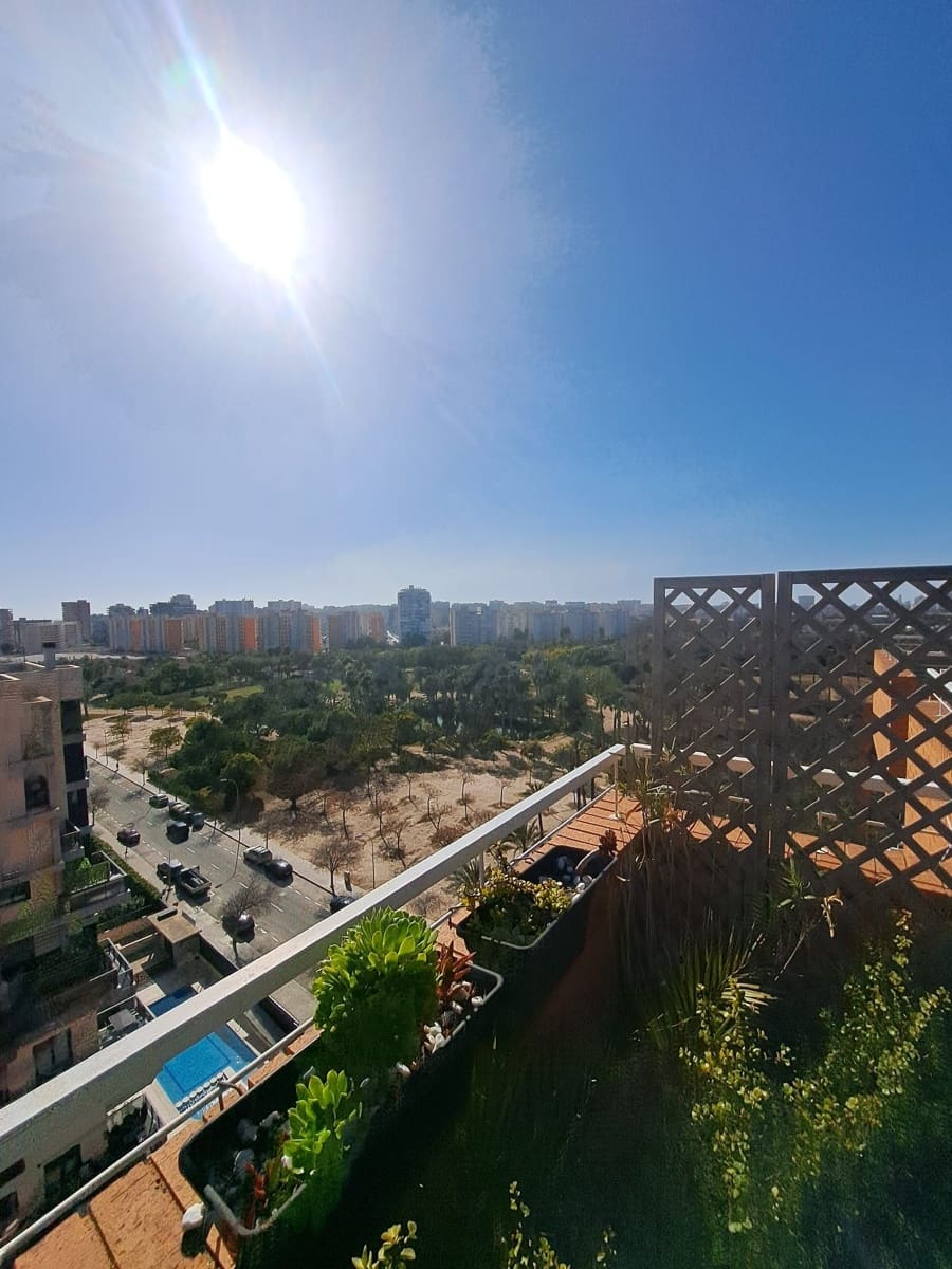 2 sypialnia Penthouse na sprzedaż w Miasto Alicante / Alacant z basenem garażem - 485 000 € (Ref: 8088931)
