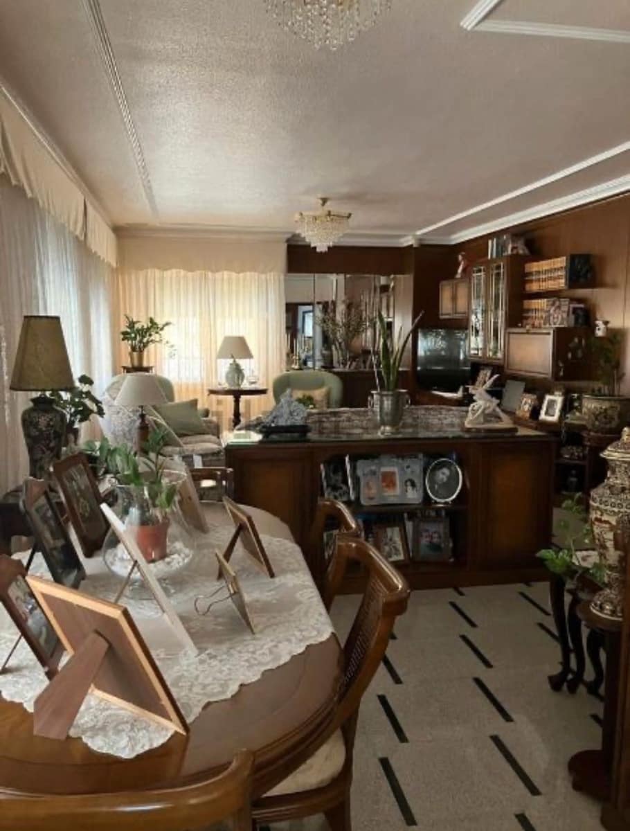 6 soveværelse Rækkehus til salg i Pinoso med garage - € 425.000 (Ref: 8117467)