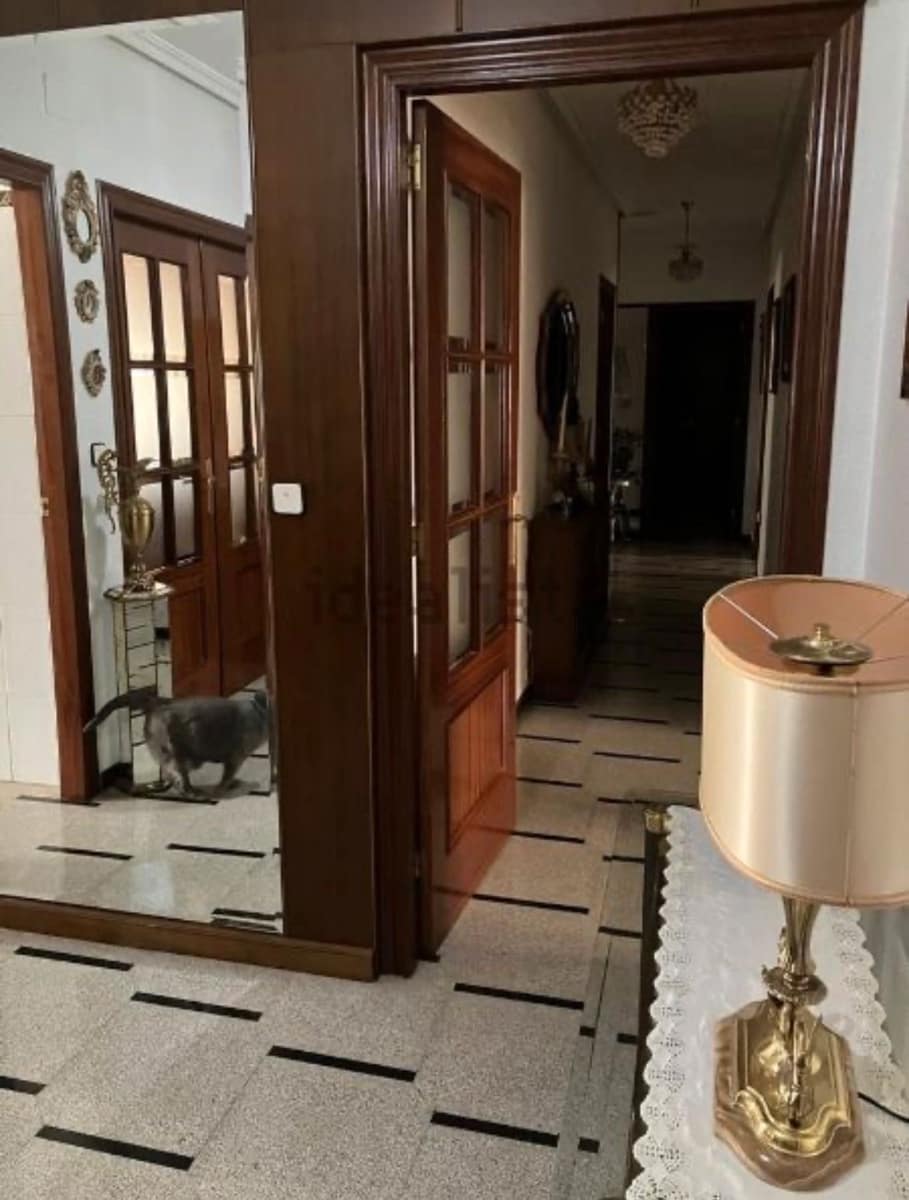 6 soveværelse Rækkehus til salg i Pinoso med garage - € 425.000 (Ref: 8117467)