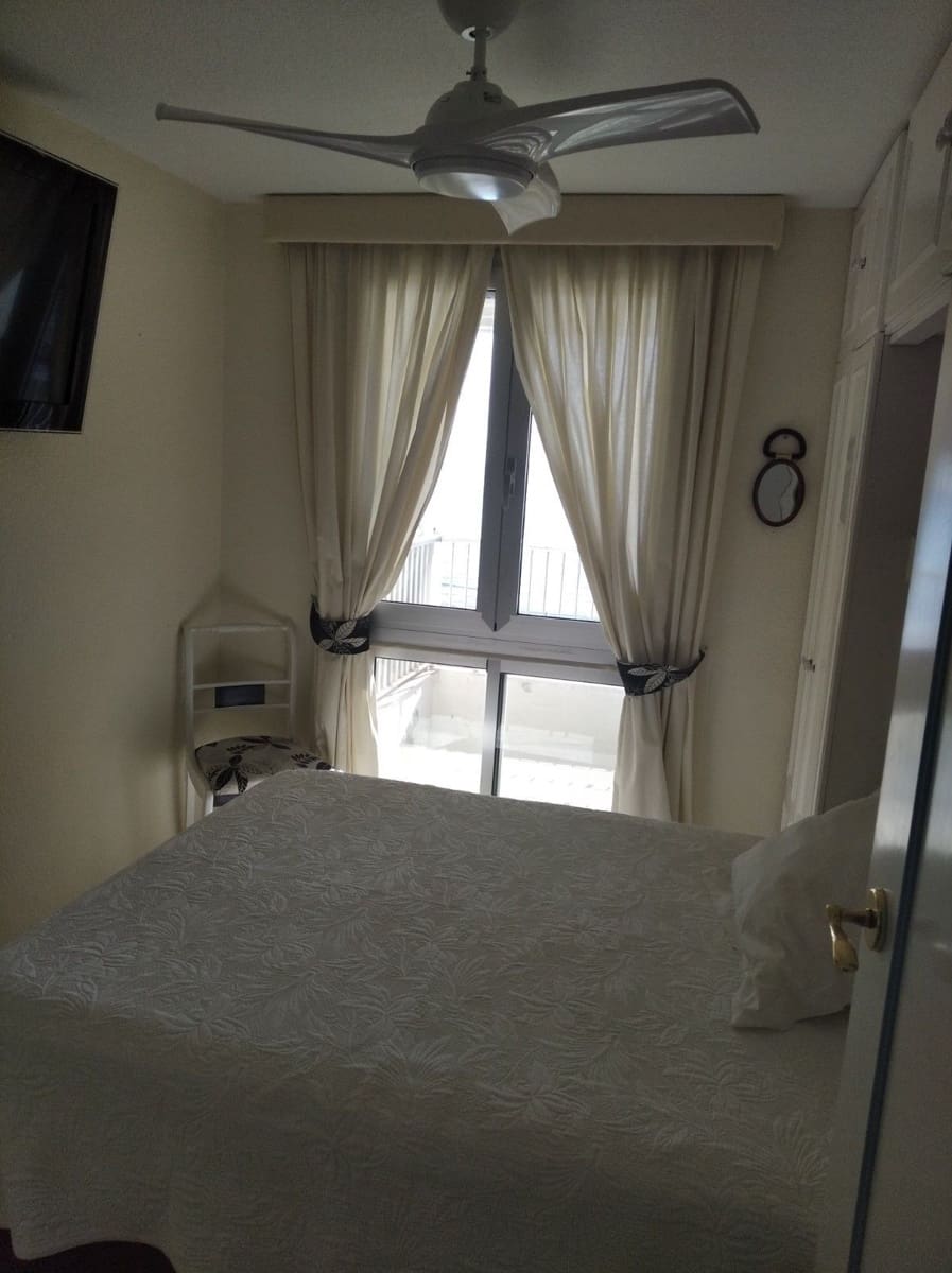 2 Zimmer Wohnung zu vermieten in Alicante / Alacant Stadt mit Pool Garage - 1.600 € (Ref: 8252408)