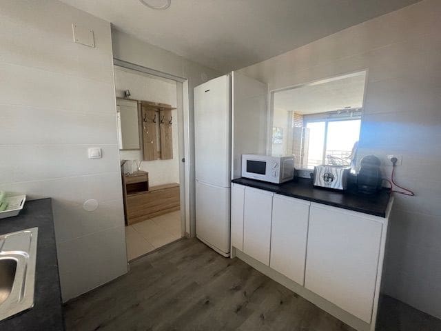 2 soveværelse Lejlighed til leje i Alicante by med swimmingpool garage - € 1.100 (Ref: 8292497)