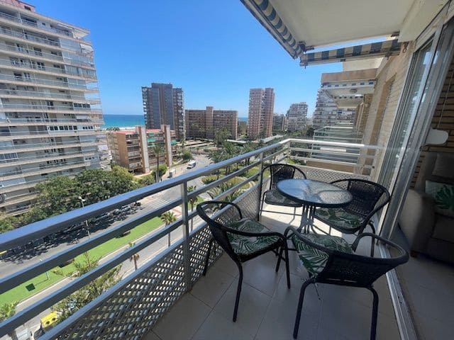 2 soveværelse Lejlighed til leje i Alicante by med swimmingpool garage - € 1.100 (Ref: 8292497)