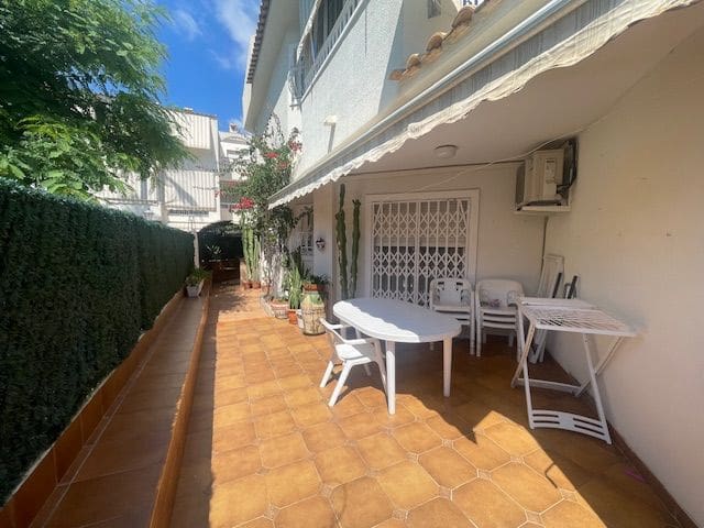 3 soverom Rekkehus til leie i El Campello med svømmebasseng garasje - € 1 350 (Ref: 8297362)