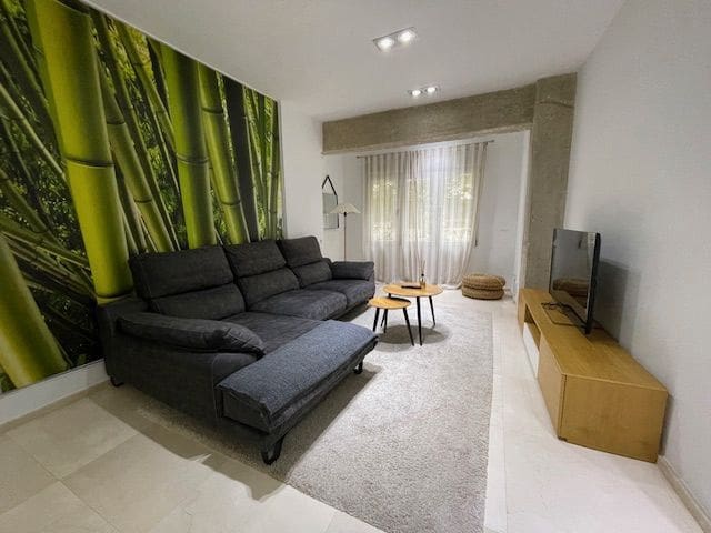 2 soveværelse Lejlighed til leje i Ensanche - Diputacion, Alicante by - € 1.400 (Ref: 8297687)